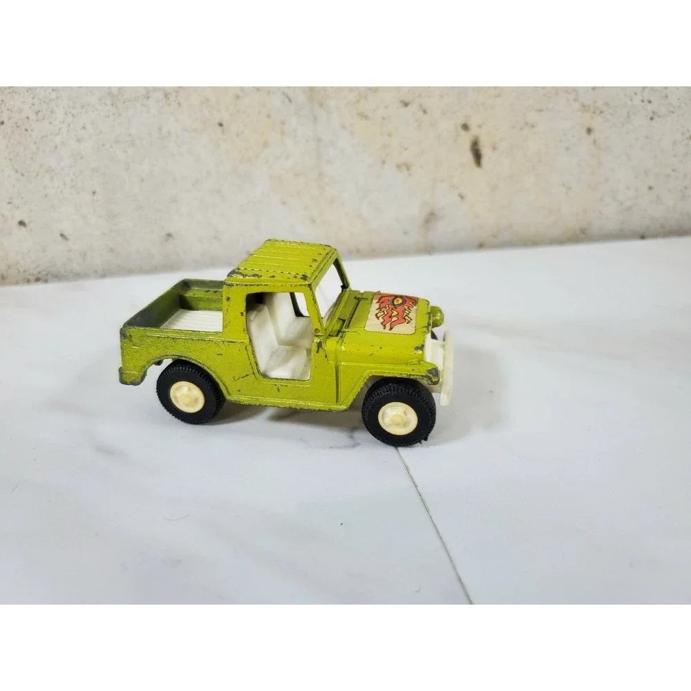 Vintage 1969 Tootsie Toy Jeep Truck Green Die‎ Cast Metal
